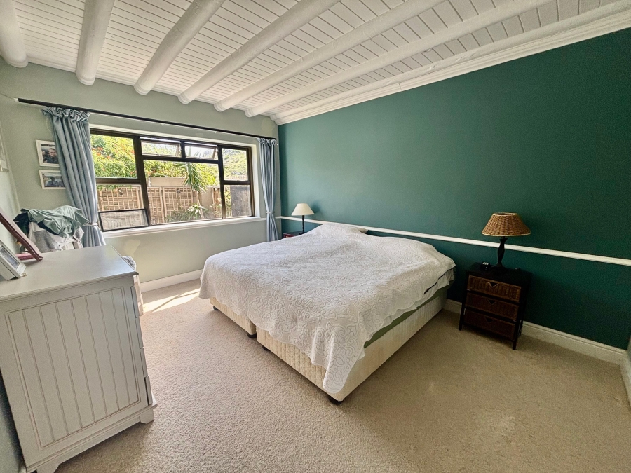 6 Bedroom Property for Sale in Fish Hoek Western Cape